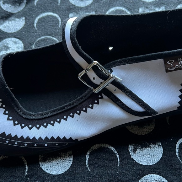 Hot Chocolate Design Chocolaticas® Havana Women's Mary Jane Flat - Picture 4 of 16